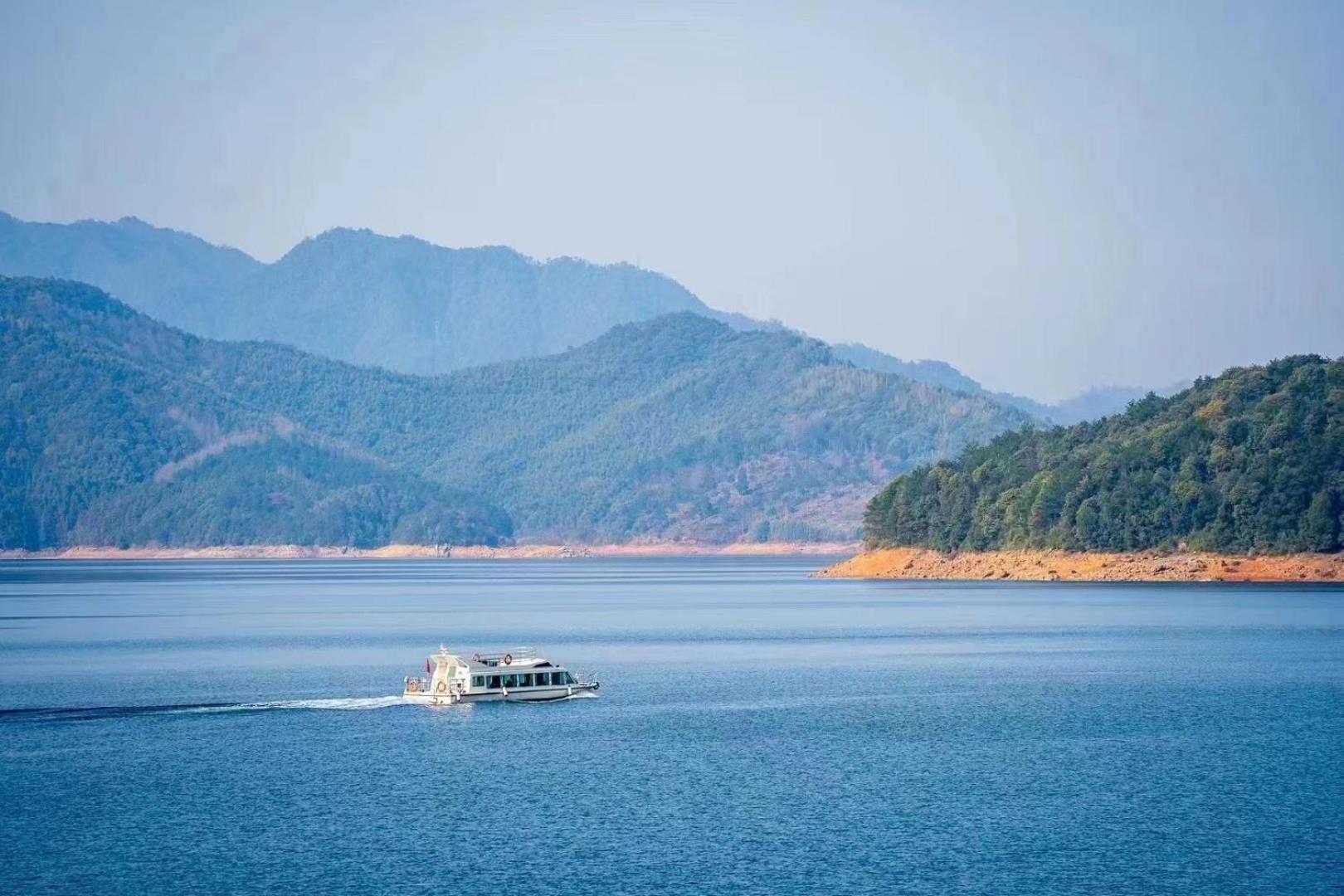 Intercontinental One Thousand Island Lake Resort By Ihg Chun'an Exterior photo